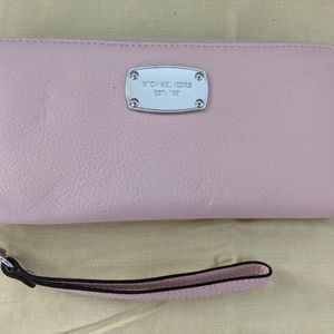 MK wallet